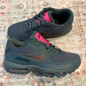 Patta X Nike By You Air Max 90/95 size 10 NEW *very rare*